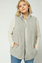 Load image into Gallery viewer, The Summit Vest in Grey
